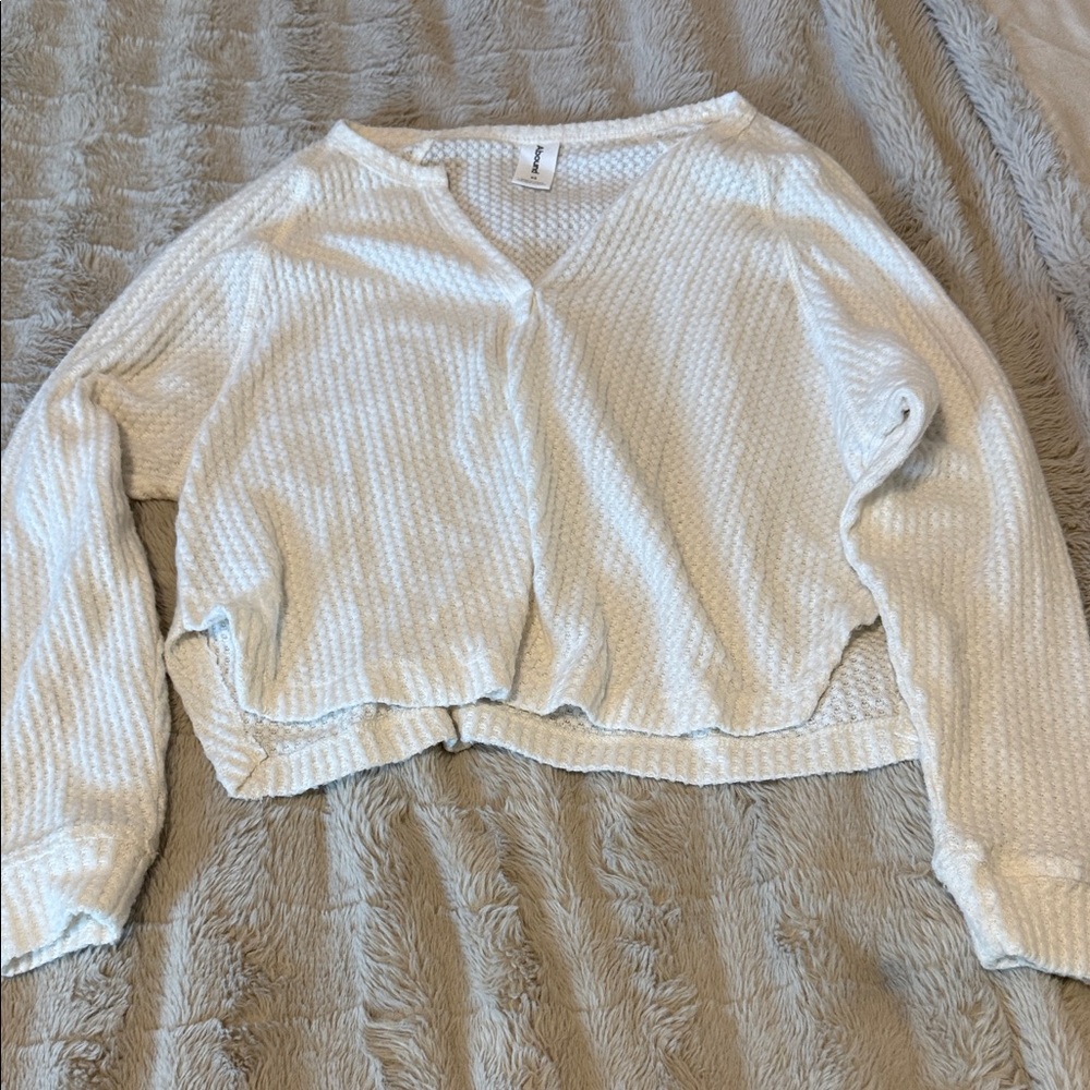 Abound Cream Textured V-Neck Sweater